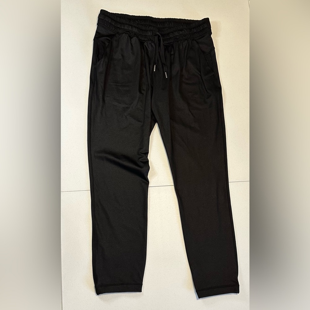 Lululemon Women’s Nylon & Lycra Joggers Pants Size 8 Black Drawstring Waist Logo